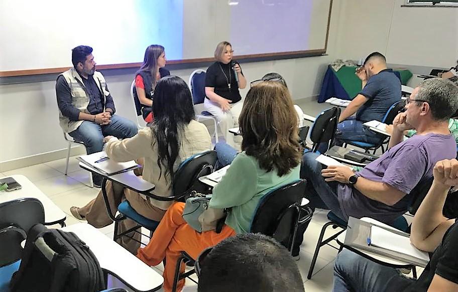 FVS-RCP TREINA PROFISSIONAIS DE SAÚDE PARA O DIAGNÓSTICO E TRATAMENTO PARA ACIDENTES POR ANIMAIS PEÇONHENTOS