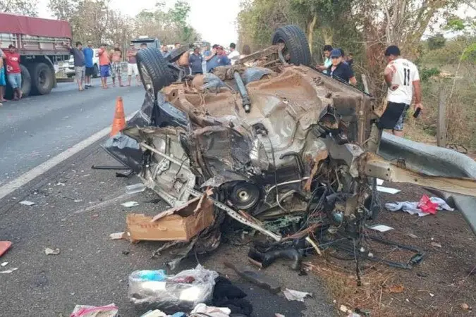 EX-CHEFE DA FUNAI, POSSUELO PERDE MULHER E FILHAS EM ACIDENTE NA BR-20